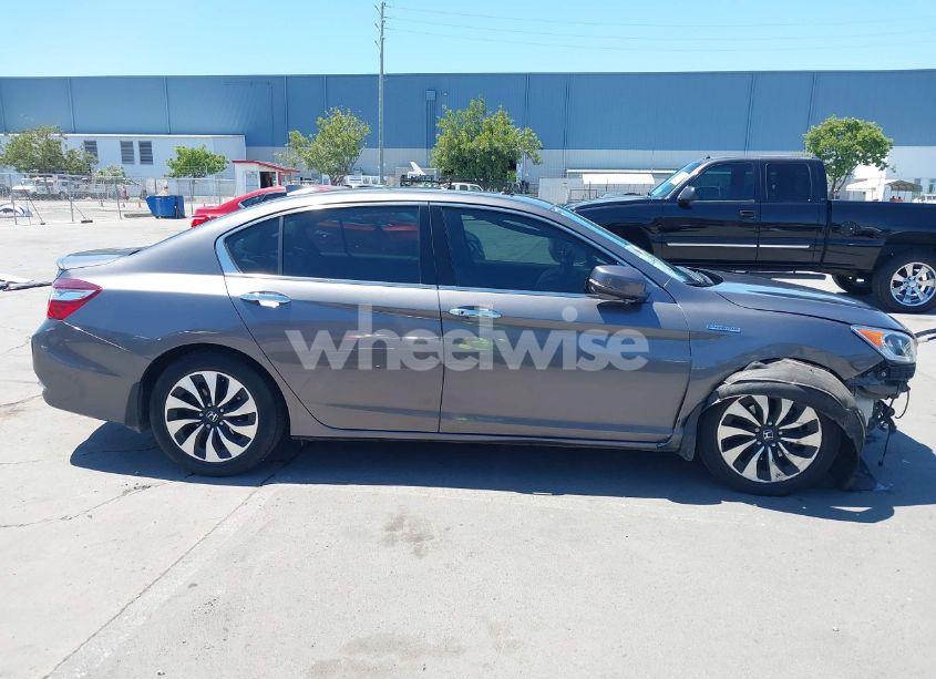 Photo 14 of 2017 Honda Accord HYBRID EX-L (VIN JHMCR6F50HC021545)
