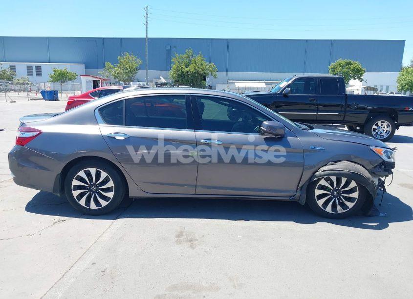 Photo 15 of 2017 Honda Accord HYBRID EX-L (VIN JHMCR6F50HC021545)
