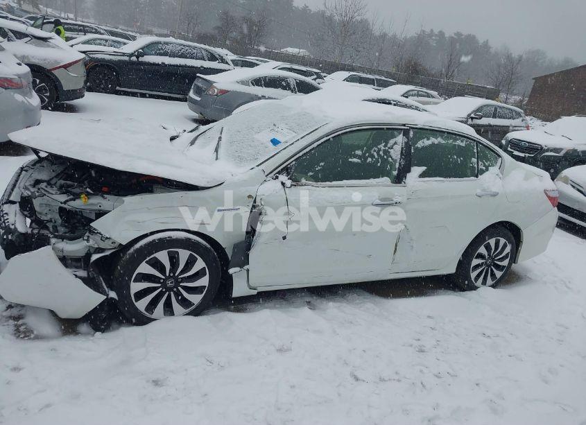 Photo 15 of 2017 Honda Accord HYBRID EX-L (VIN JHMCR6F50HC021769)