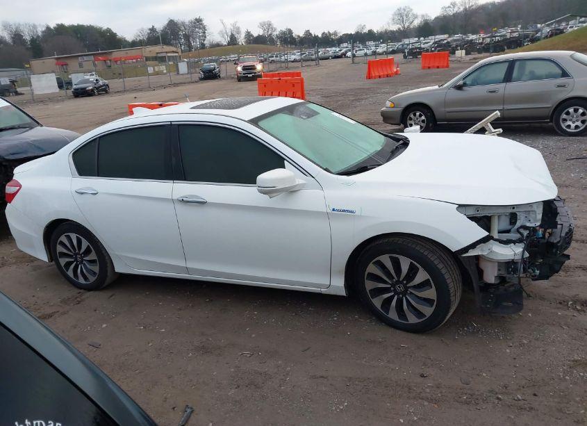 Photo 13 of 2017 Honda Accord HYBRID EX-L (VIN JHMCR6F50HC023943)