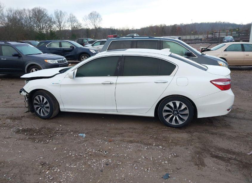 Photo 14 of 2017 Honda Accord HYBRID EX-L (VIN JHMCR6F50HC023943)