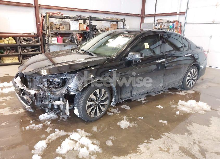 Photo 2 of 2017 Honda Accord HYBRID EXL (VIN JHMCR6F51HC016354)