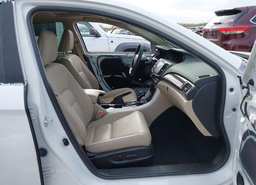 Photo 5 of 2017 Honda Accord HYBRID EX-L (VIN JHMCR6F51HC028374)