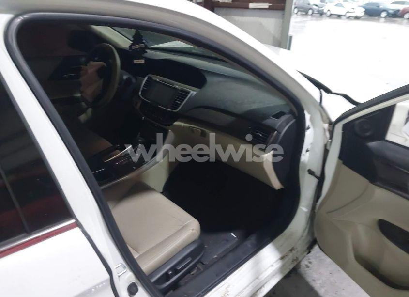 Photo 5 of 2017 Honda Accord HYBRID EX-L (VIN JHMCR6F52HC031042)