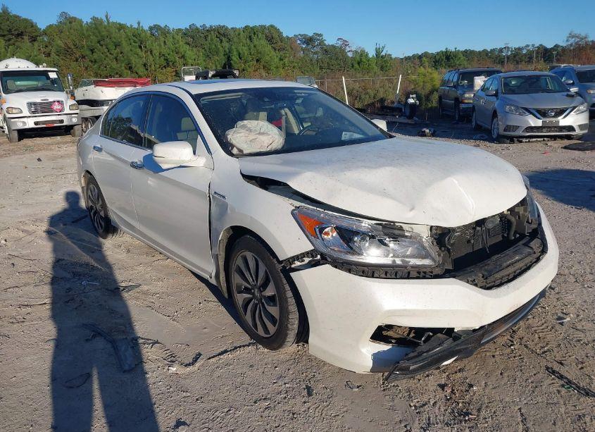 2017 Honda Accord HYBRID EX-L (VIN JHMCR6F53HC005422) main photo