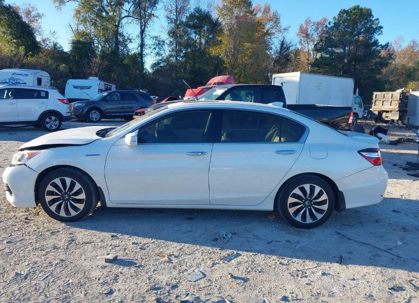 Photo 14 of 2017 Honda Accord HYBRID EX-L (VIN JHMCR6F53HC005422)