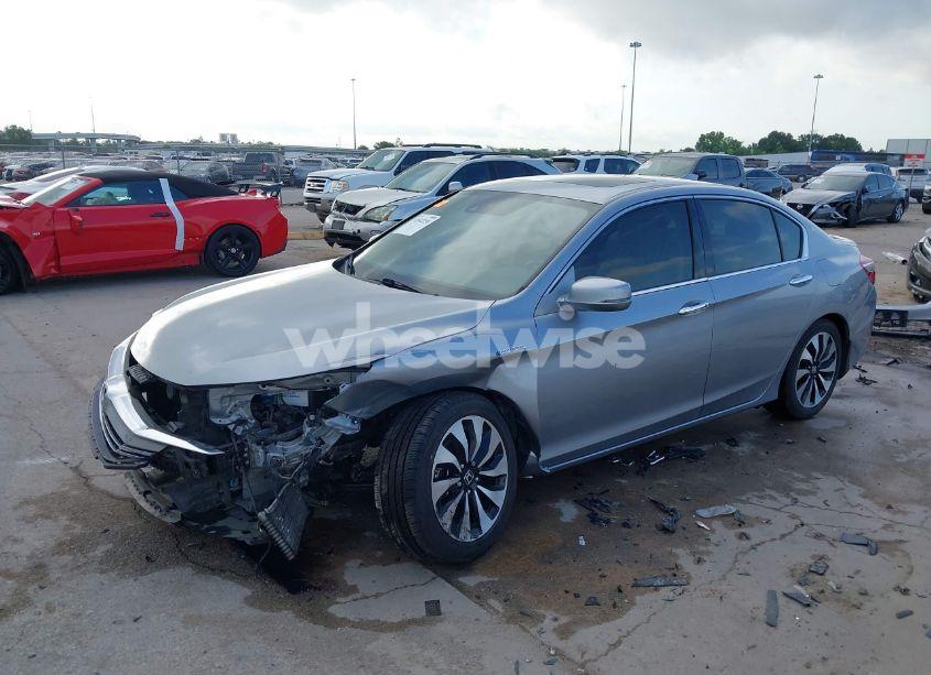 Photo 2 of 2017 Honda Accord HYBRID EX-L (VIN JHMCR6F53HC010071)