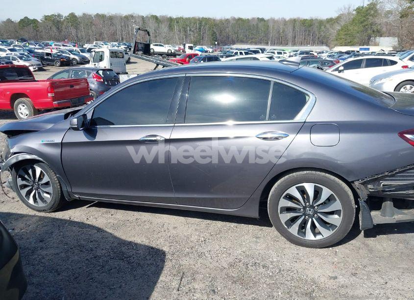 Photo 14 of 2017 Honda Accord HYBRID EX-L (VIN JHMCR6F53HC029767)