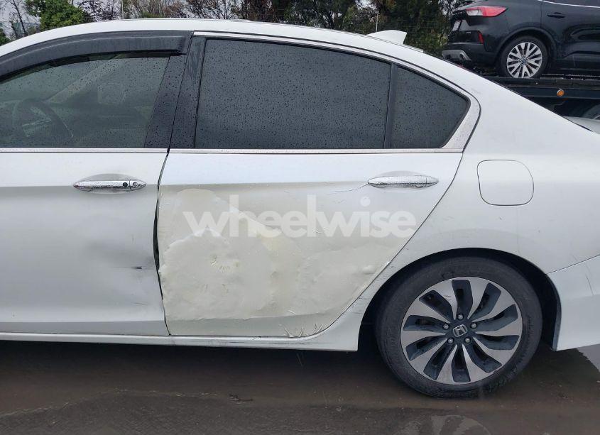 Photo 6 of 2017 Honda Accord HYBRID EX-L (VIN JHMCR6F53HCO31356)