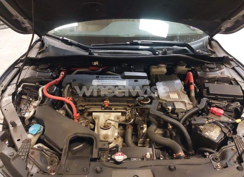 Photo 10 of 2017 Honda Accord HYBRID EX-L (VIN JHMCR6F55HC008001)