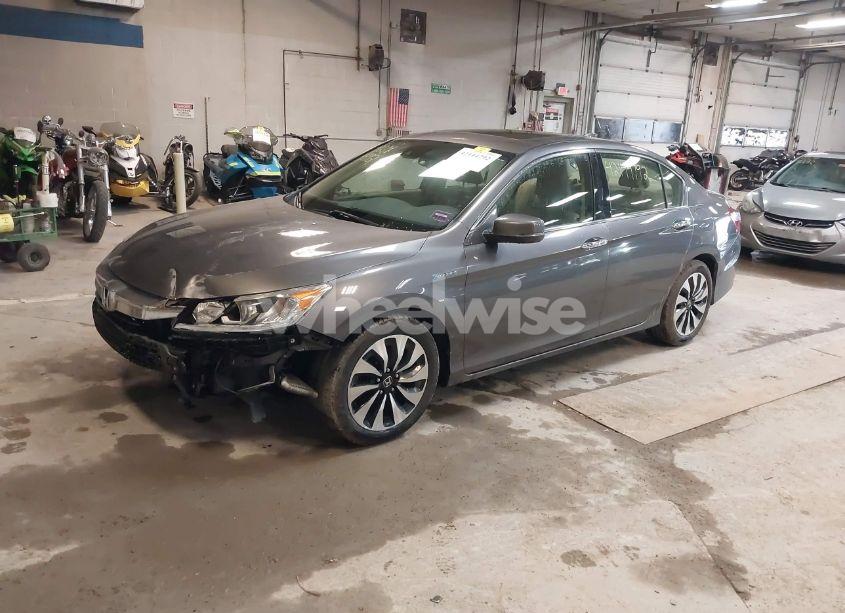 Photo 2 of 2017 Honda Accord HYBRID EX-L (VIN JHMCR6F55HC008001)