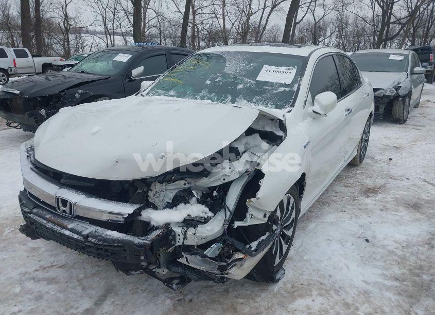 Photo 2 of 2017 Honda Accord HYBRID EX-L (VIN JHMCR6F56HC027009)