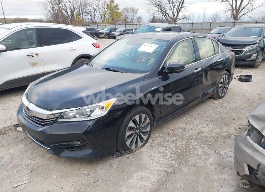 Photo 2 of 2017 Honda Accord HYBRID EX-L (VIN JHMCR6F57HC000997)