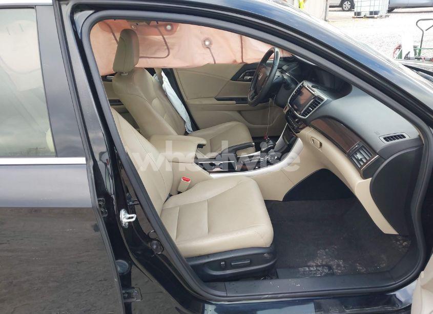 Photo 5 of 2017 Honda Accord HYBRID EX-L (VIN JHMCR6F57HC000997)