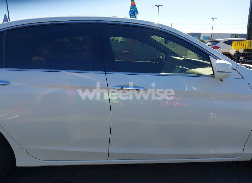 Photo 13 of 2017 Honda Accord HYBRID EX-L (VIN JHMCR6F58HC022653)