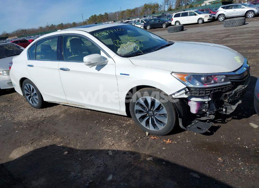 2017 Honda Accord HYBRID EX-L (VIN JHMCR6F58HC026539) main photo