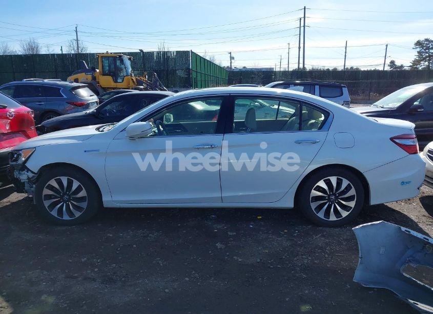 Photo 15 of 2017 Honda Accord HYBRID EX-L (VIN JHMCR6F58HC026539)