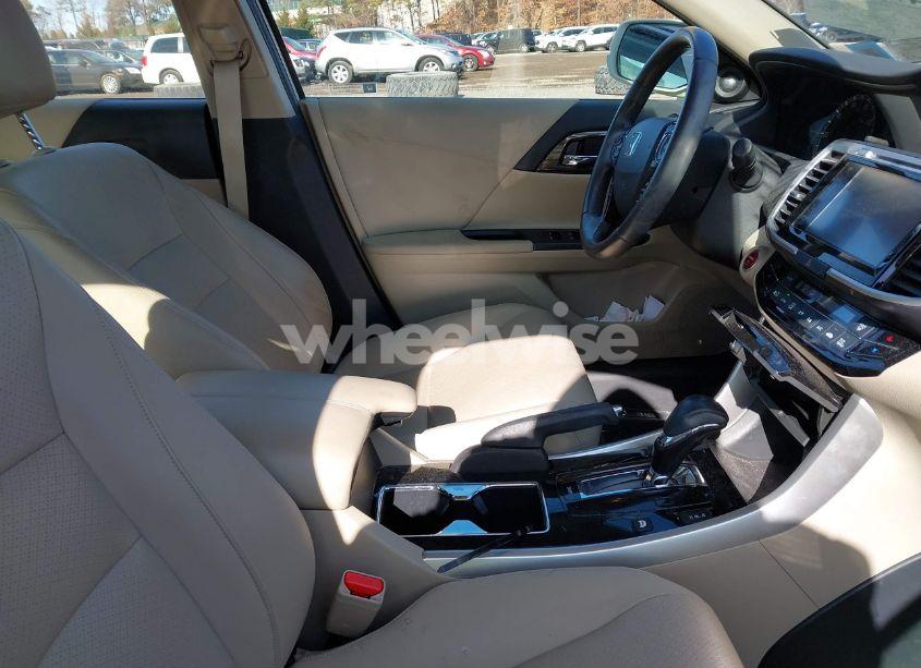 Photo 5 of 2017 Honda Accord HYBRID EX-L (VIN JHMCR6F58HC026539)