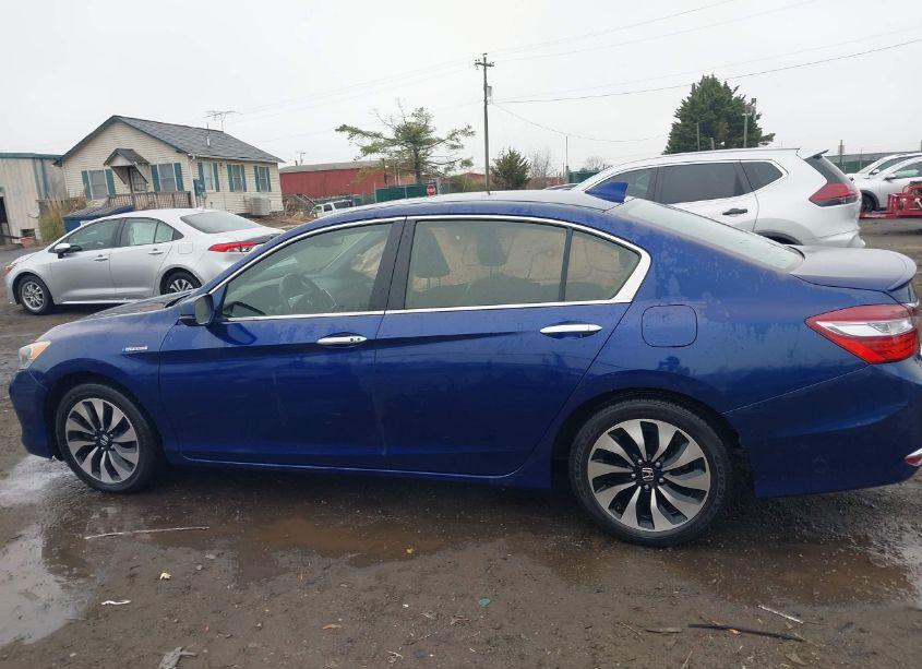 Photo 14 of 2017 Honda Accord HYBRID EX-L (VIN JHMCR6F59HC011158)
