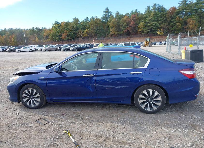 Photo 14 of 2017 Honda Accord HYBRID EX-L (VIN JHMCR6F59HC012374)