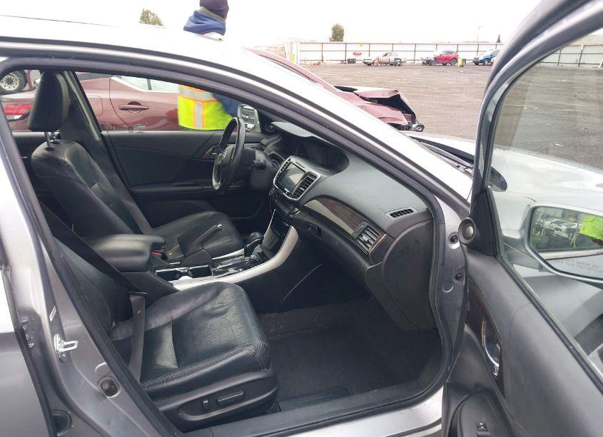 Photo 5 of 2017 Honda Accord HYBRID EX-L (VIN JHMCR6F59HC014481)