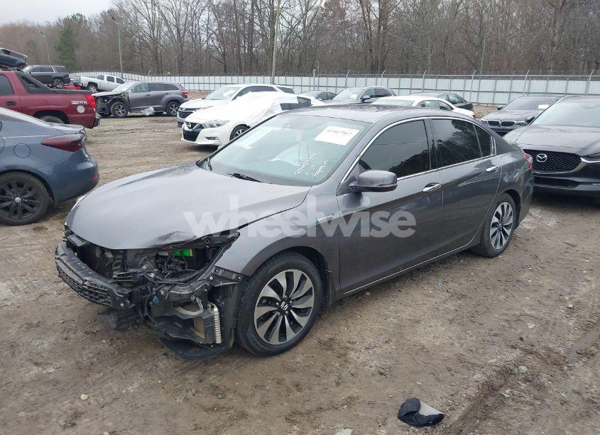 Photo 2 of 2017 Honda Accord HYBRID EX-L (VIN JHMCR6F59HC024055)