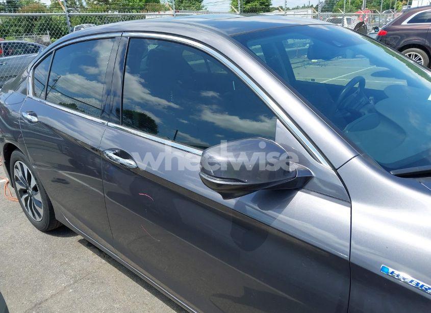 Photo 13 of 2017 Honda Accord HYBRID EX-L (VIN JHMCR6F59HC031054)