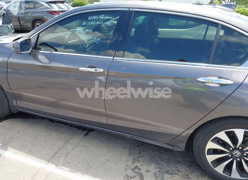 Photo 14 of 2017 Honda Accord HYBRID EX-L (VIN JHMCR6F59HC031054)