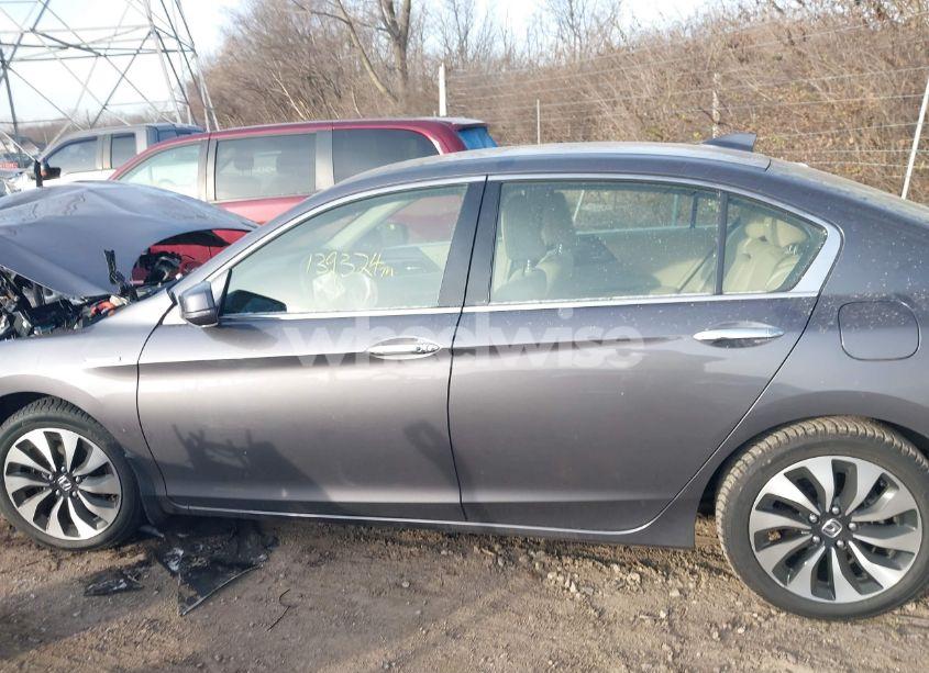 Photo 14 of 2017 Honda Accord HYBRID EX-L (VIN JHMCR6F5XHC002260)