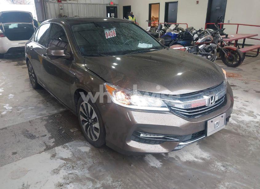 2017 Honda Accord HYBRID EX-L (VIN JHMCR6F5XHC010729) main photo