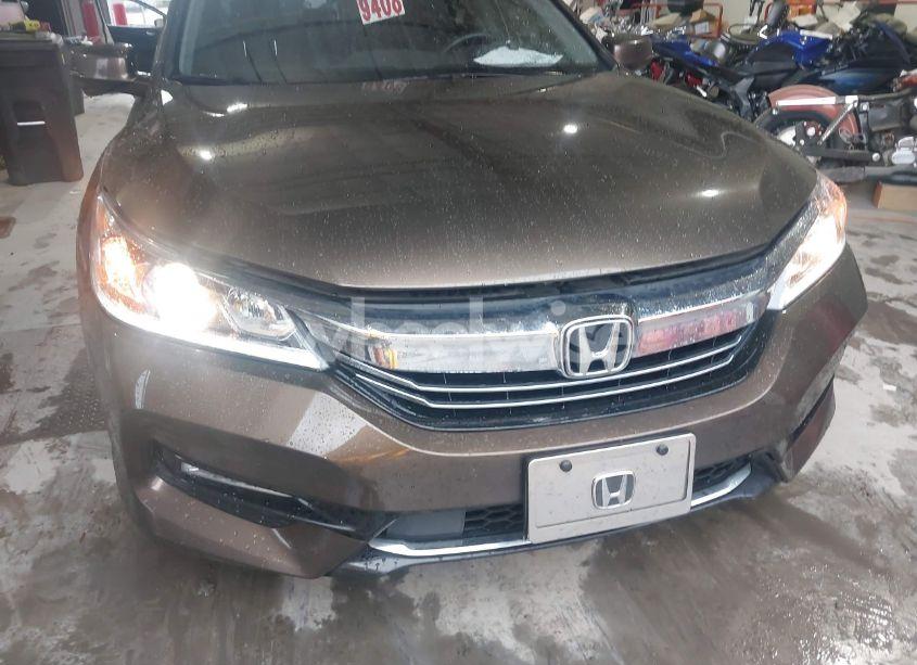 Photo 6 of 2017 Honda Accord HYBRID EX-L (VIN JHMCR6F5XHC010729)