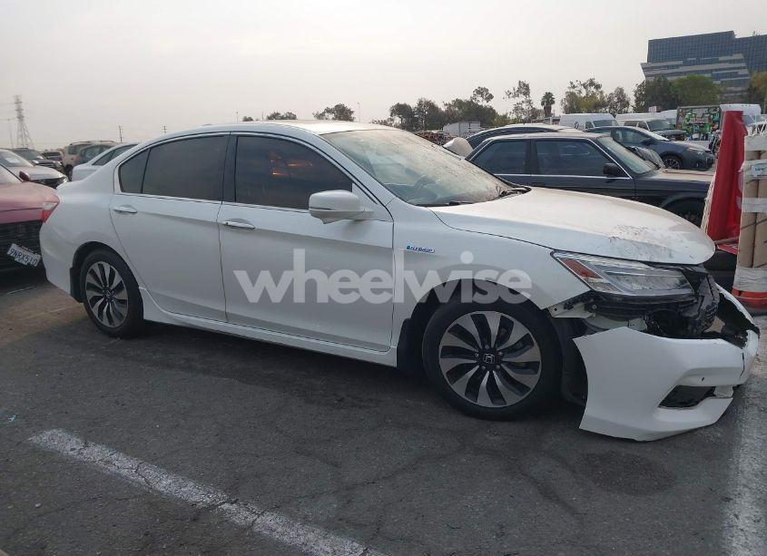 Photo 13 of 2017 Honda Accord HYBRID TOURING (VIN JHMCR6F70HC006769)