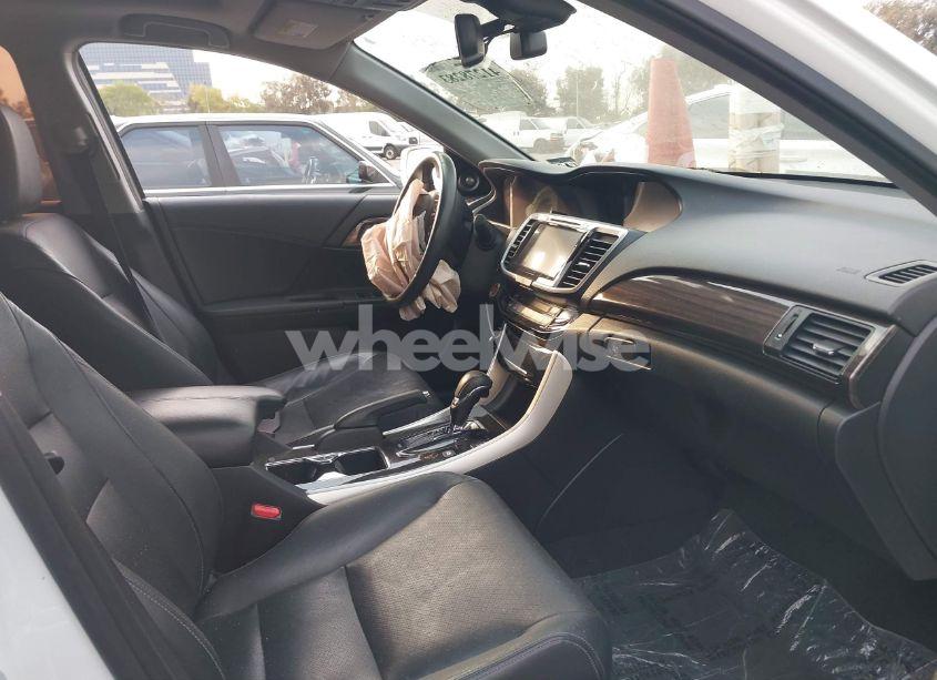 Photo 5 of 2017 Honda Accord HYBRID TOURING (VIN JHMCR6F70HC006769)