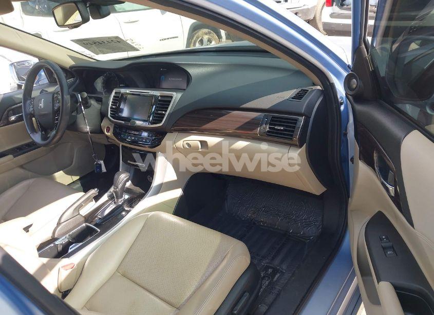 Photo 5 of 2017 Honda Accord HYBRID TOURING (VIN JHMCR6F70HC008134)