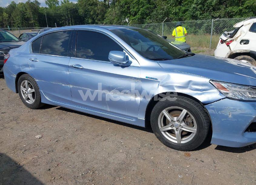 Photo 6 of 2017 Honda Accord HYBRID TOURING (VIN JHMCR6F70HC008134)