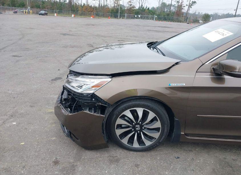 Photo 6 of 2017 Honda Accord HYBRID TOURING (VIN JHMCR6F70HC019506)