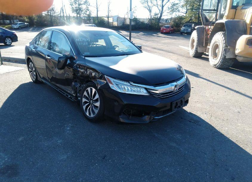 2017 Honda Accord HYBRID TOURING (VIN JHMCR6F73HC026952) main photo