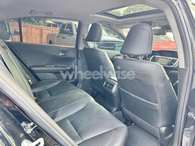 Photo 5 of 2017 HONDA ACCORD TOURING HYBRID (VIN JHMCR6F74HC017371)