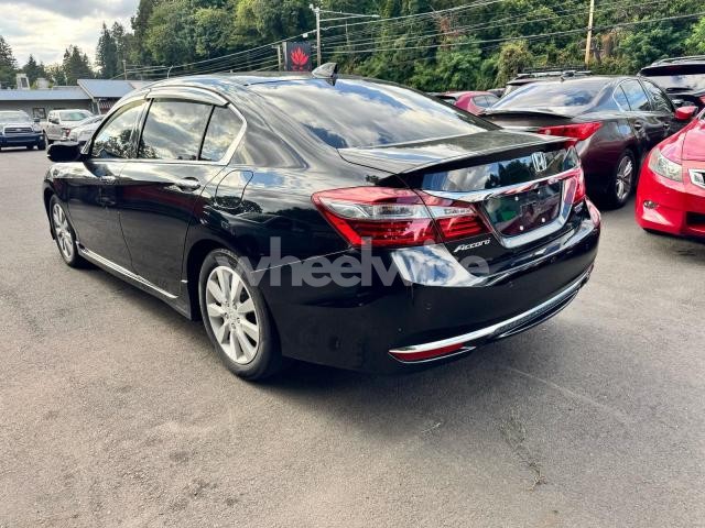 Photo 8 of 2017 HONDA ACCORD TOURING HYBRID (VIN JHMCR6F74HC017371)