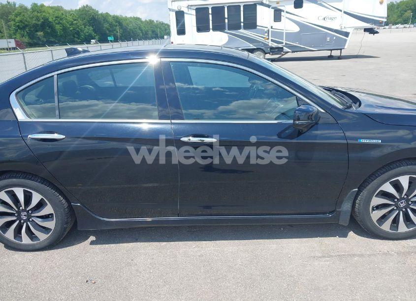 Photo 13 of 2017 Honda Accord HYBRID TOURING (VIN JHMCR6F74HC019590)