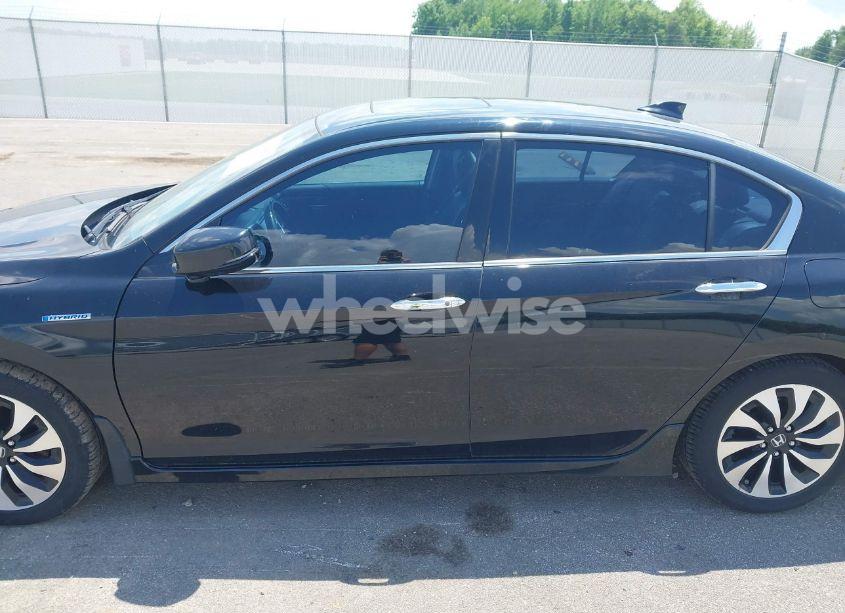 Photo 14 of 2017 Honda Accord HYBRID TOURING (VIN JHMCR6F74HC019590)