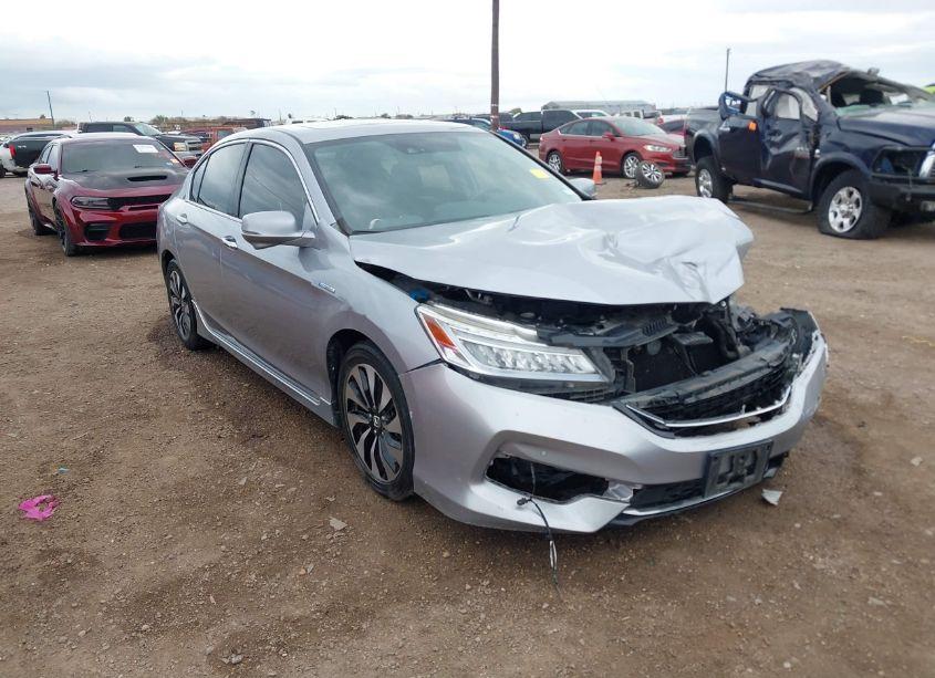 2017 Honda Accord HYBRID TOURING (VIN JHMCR6F75HC012292) main photo