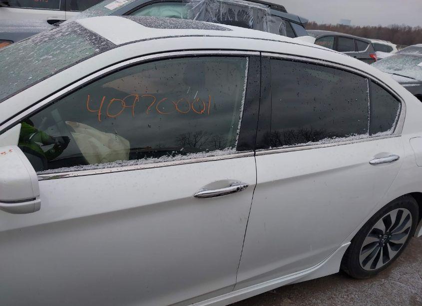 Photo 15 of 2017 Honda Accord HYBRID TOURING (VIN JHMCR6F76HC007151)