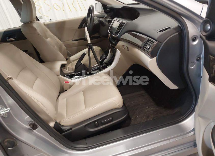 Photo 5 of 2017 Honda Accord HYBRID TOURING (VIN JHMCR6F76HC020627)