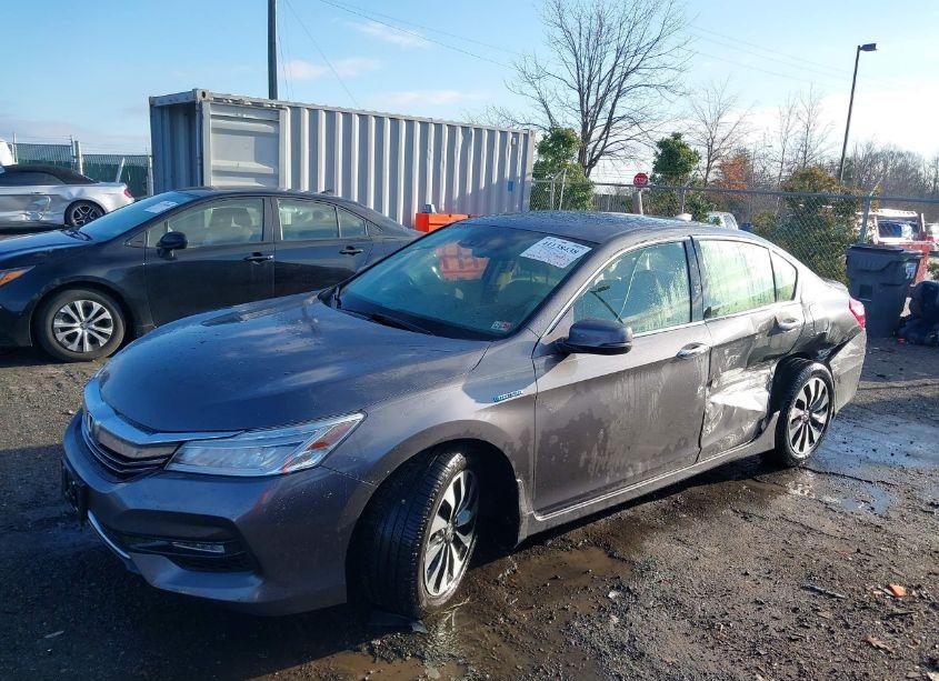 Photo 2 of 2017 Honda Accord HYBRID TOURING (VIN JHMCR6F76HC027870)