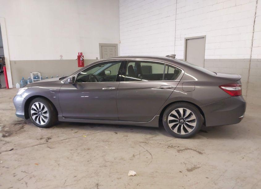 Photo 14 of 2017 Honda Accord HYBRID TOURING (VIN JHMCR6F78HC016403)