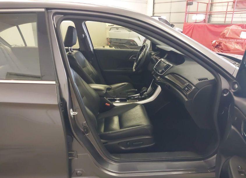 Photo 5 of 2017 Honda Accord HYBRID TOURING (VIN JHMCR6F78HC016403)