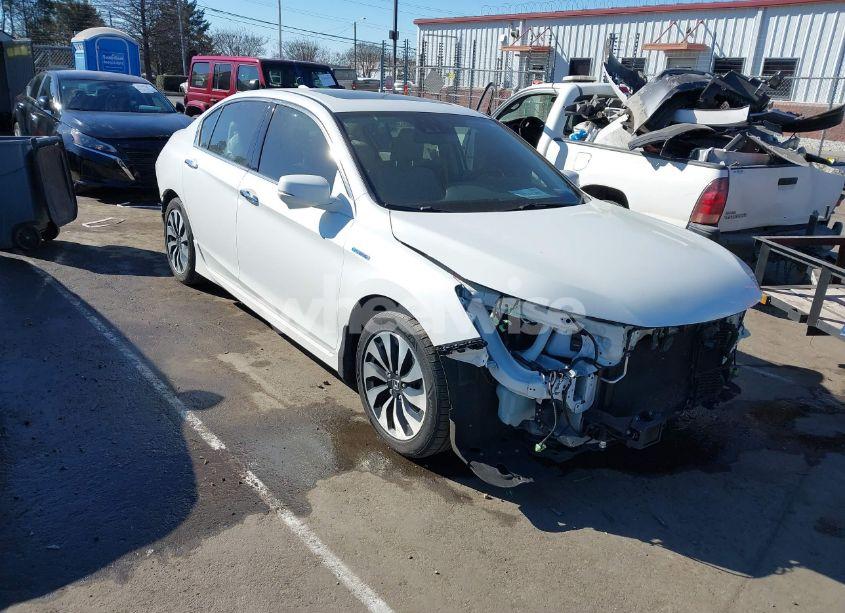 2017 Honda Accord HYBRID TOURING (VIN JHMCR6F7XHC007914) main photo