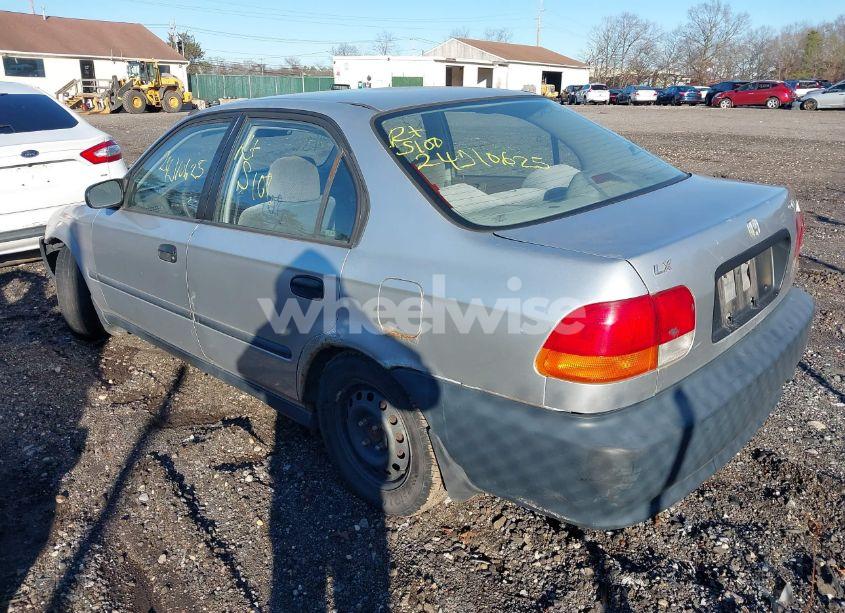 Photo 3 of 1997 Honda Civic DX (VIN JHMEJ6526VS005911)