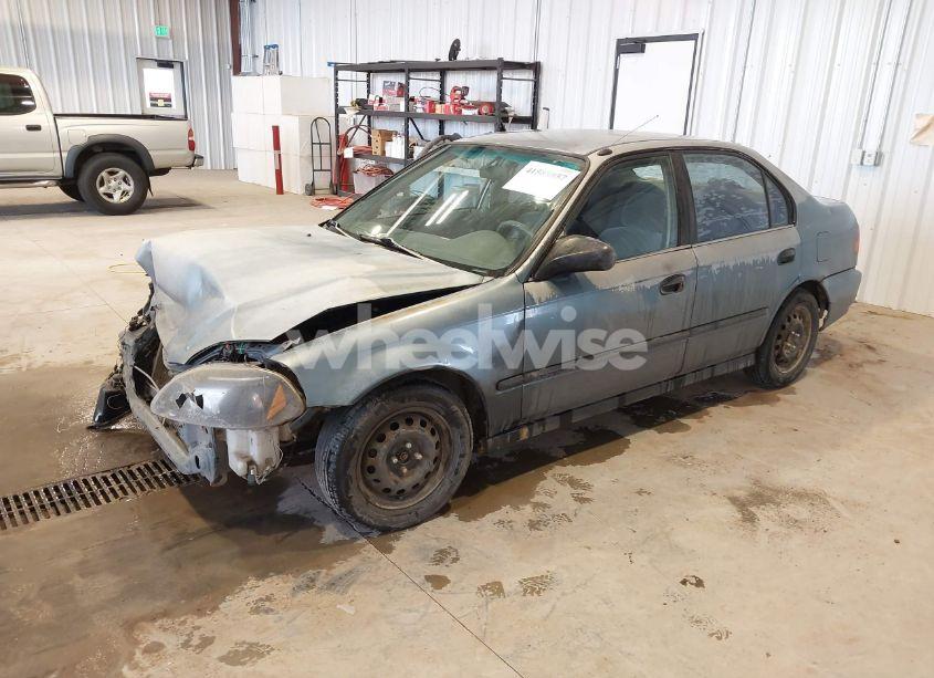 Photo 2 of 1998 Honda Civic DX (VIN JHMEJ6622WS000401)